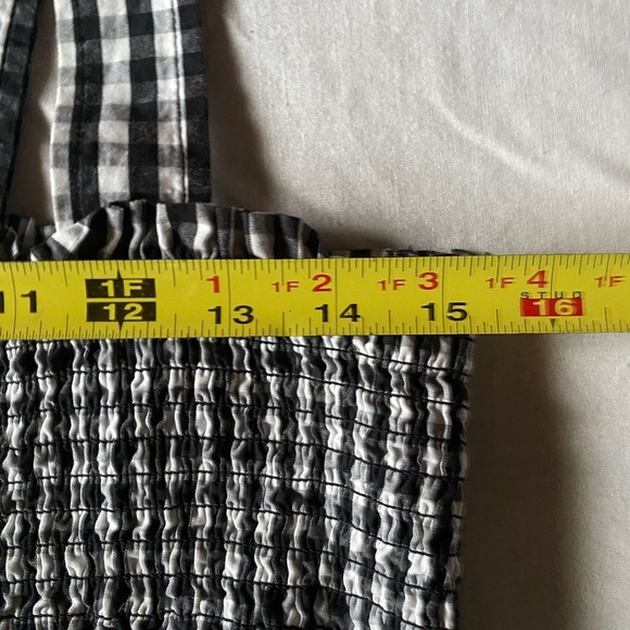 BP. Women’s Gingham Smocked Crop Top Black White MEDIUM - Picture 5 of 6